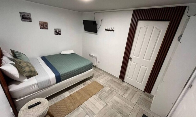 Pudahuel Apartment | Dept. separate entrance "8min" from the airport