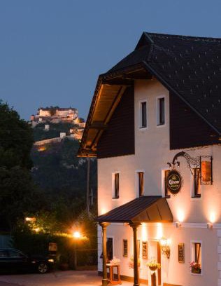 Sankt Georgen am Langsee House | Der Schumi Landgasthof