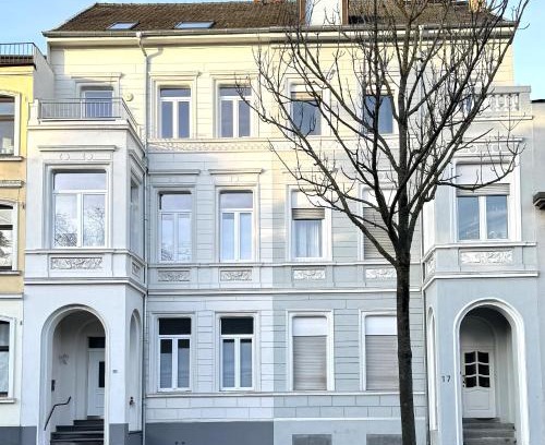 Dueren Apartment | Der Schwan, Innenstadt, 2022 renoviert