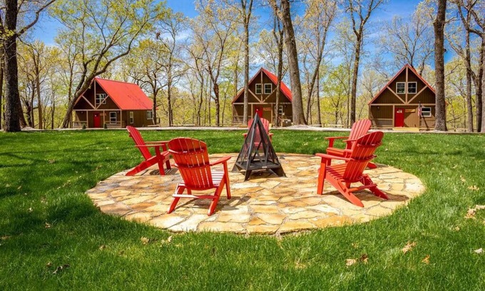 Afton Cabin | Derbyshire Cabin (Boat Slip Included)
