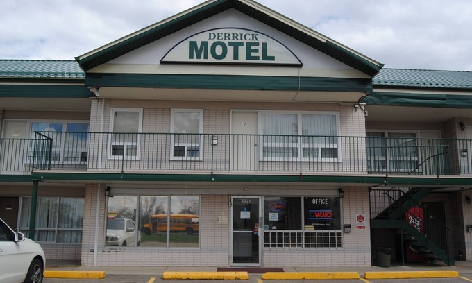 Southside Hotel | Derrick Motel
