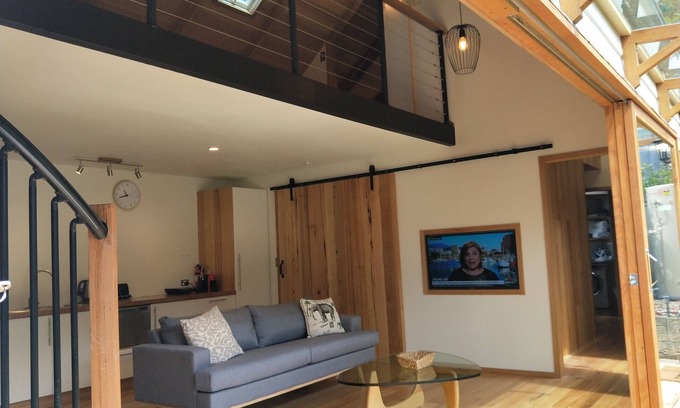 Lindisfarne Apartment | Derwent RiverApartment - Newly Listed!