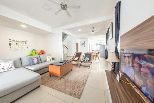 Bandar Penawar House | Desaru Anggerik Home