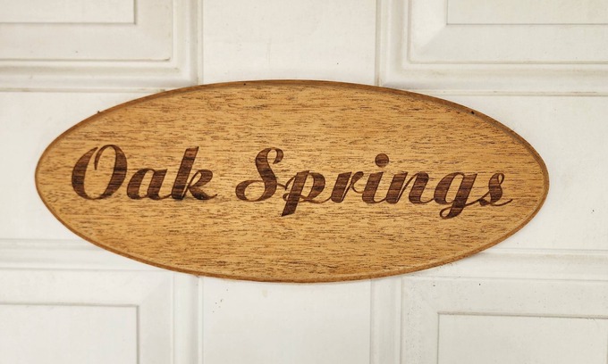 Maupin Apartment | Deschutes Motel - Oak Springs - Queen Suite w/1 Queen Bed