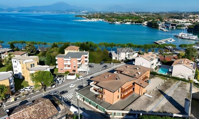 Peschiera del Garda Apartment | Desenzanoloft Casa degli Artisti