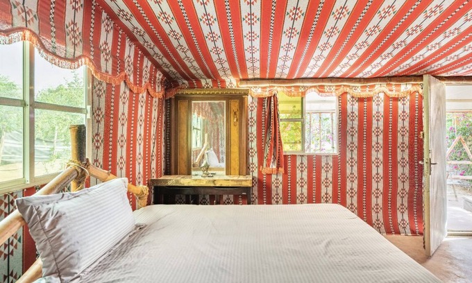Dubai Festival City RV Rental | Desert camp for Romantic night stay and desert party