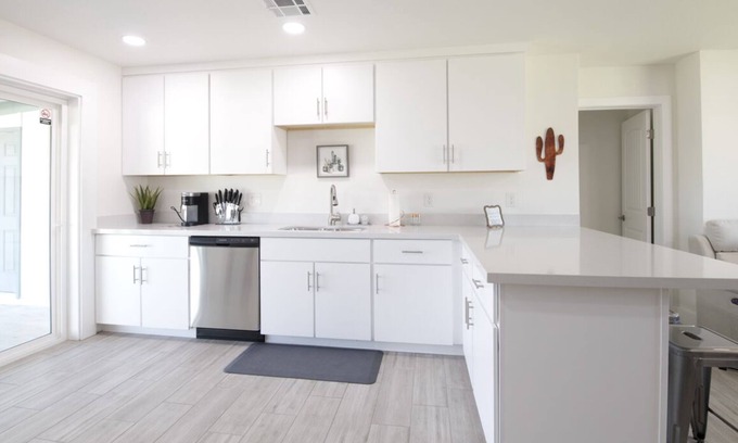 New Papago Parkway House | Desert Escape Home near Old Town in Scottsdale! 3BR 2BA BOOK4FALL!