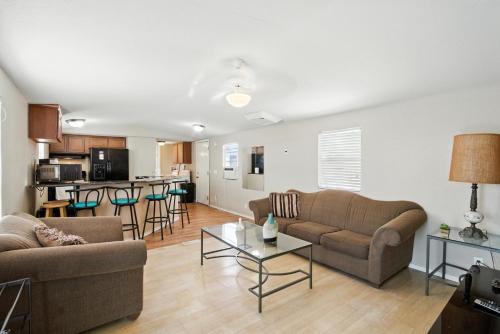 Mesilla Park House | Desert Haven Cozy 2-Bedroom Mobile Home Near NMSU home