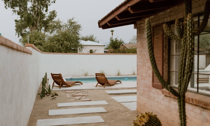 Sam Hughes House | Desert Hues - A Private & Spacious Retreat w/Pool