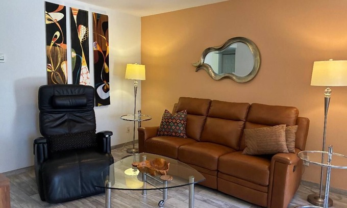 Limberlost House | Desert Morada Casita G: 2 Bedroom 1 Bath Dog Friendly maximum 2-NO OTHER PETS