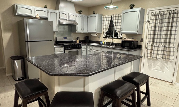Biggs Field House | Desert Oasis: cozy 3-bedroom house in El Paso with WiFi, AC