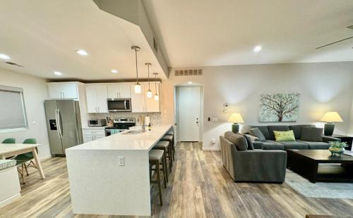 Palm Springs House | Desert Princess Serenity Suite