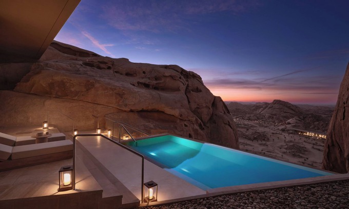 Tabuk Hotel | Desert Rock Resort
