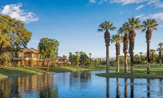 Palm Desert Hotel | Desert Springs Villas I