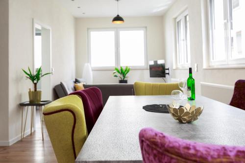 Senheim Apartment | Design FeWo mit großer Dachterrasse an der Mosel - Netflix - Waschmaschine & Trockner