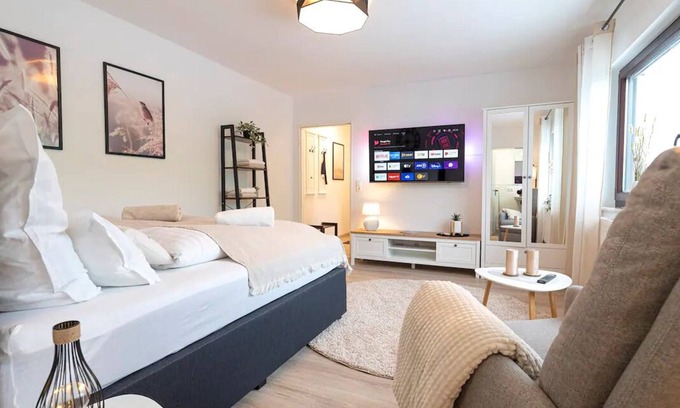 Crailsheim Apartment | Design Studio mit 30qm, 1 Wohn-schlafzimmer, Max. 2 Personen