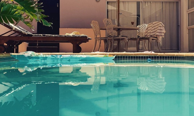Bloubergstrand Apartment | Designer holiday apartment in private villa solar powered