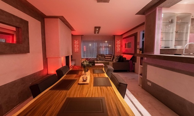Zwanenburg House | Designer Waterfront Oasis ~ Spa & Sauna ~ Terrace
