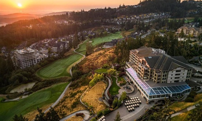 Bear Mountain Resort Condo | Desirable 14th floor 2-bedroom condo on Bear Mountain. Pool/Fitness/Concierge
