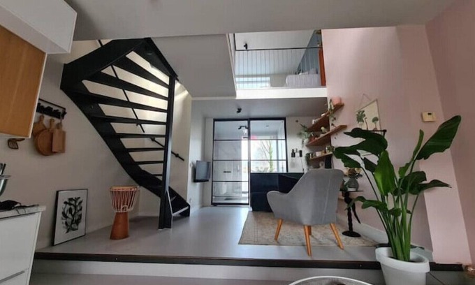 Kop van Zuid House | Desired 4-layer home Kop van Zuid, near downtownn