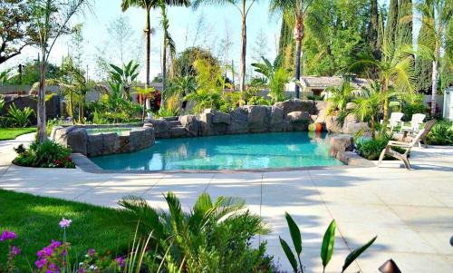 Northwest Anaheim House | Destination #03