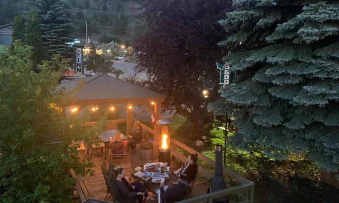 East Kootenay Hotel | Destination INN