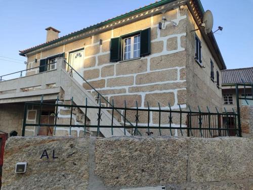 Lindoso House | Destro village