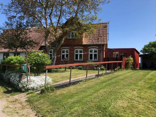 Nyord House | Det lille røde hus