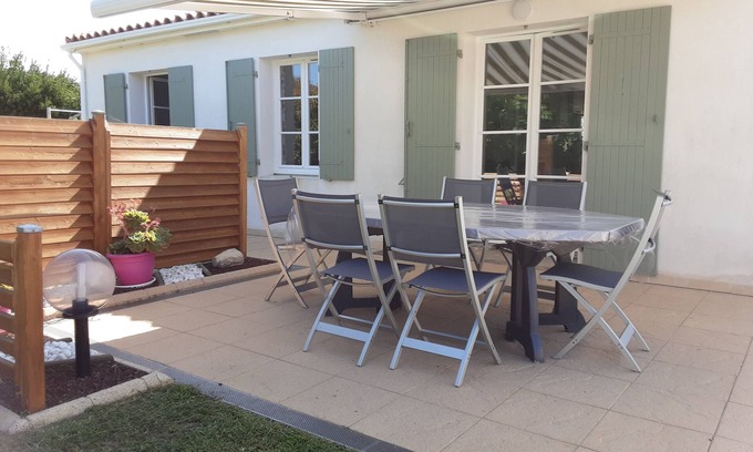 Saint-Clement-des-Baleines Villa | Detached house