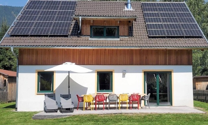 Sankt Michael im Lungau Ski Chalet | Detached chalet with spacious garden