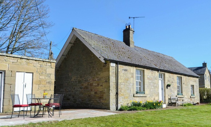 Old Bewick Cottage | Detached former game keepers cottage for 4 in a tranquil setting only 6 miles from Rothbury.
