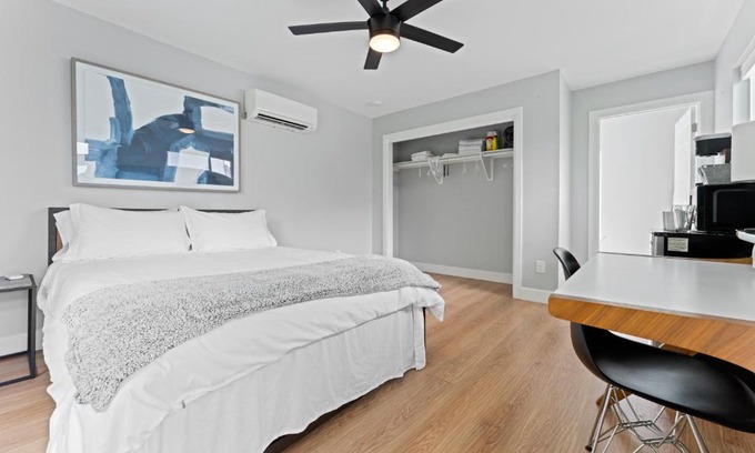 MLK Apartment | Detached 1 Bed 1 Bath In-law Suite 3 miles from Downtown!