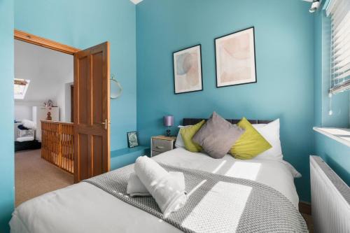 Willesborough House | Detached 3BR house in Ashford with Free Parking