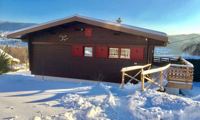 Gerardmer Ski Chalet | Detached chalet with panoramic view of Lac de Gérardmer, WIFI, Sauna
