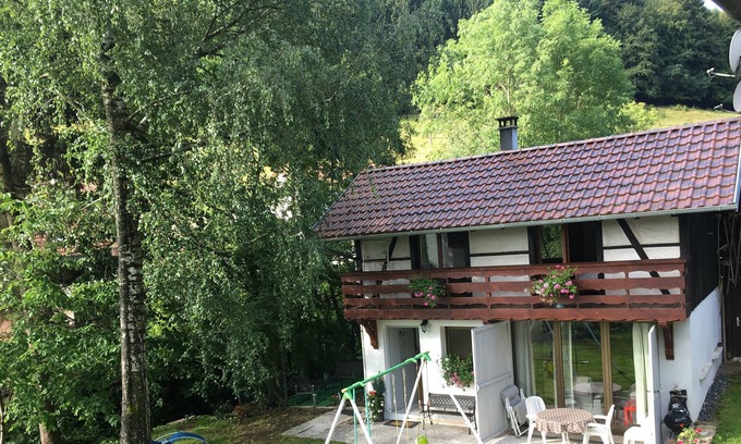 Wangenbourg-Engenthal House | Detached house in a property on the banks of the Mossig