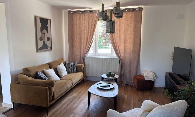 Brienne-le-Chateau House | Detached house for 6 near the lake