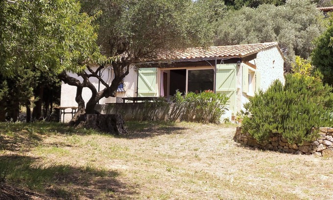 Sanary-sur-Mer House | Detached house 55m2 country setting (le mas des anges)
