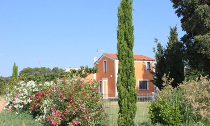 Aspiran House | Detached house in a quiet location in the countryside with swimming pool