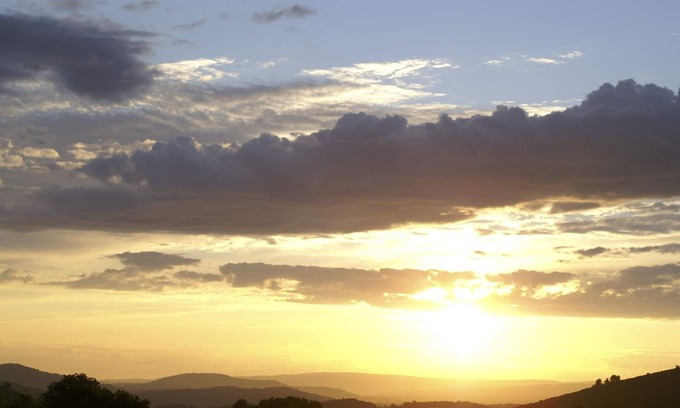 Gignac Apartment | Detached property with panoramic views of the Luberon Natural Park