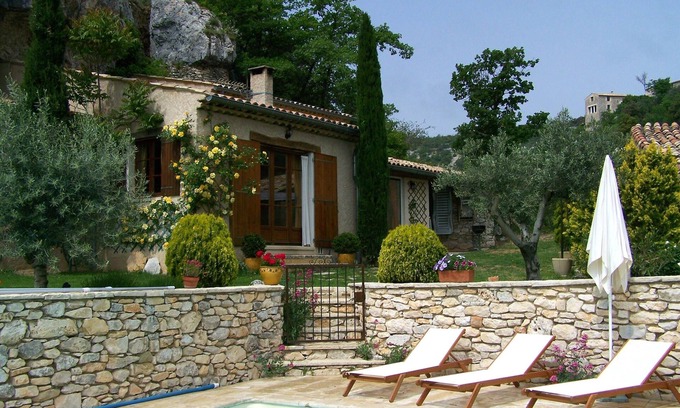 Simiane-la-Rotonde House | Detached Provencal house with private pool and SPA!