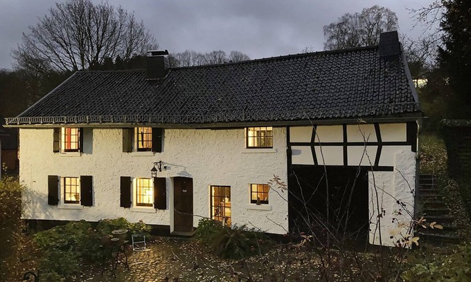Wolfert Other | Detached, to the house rebuilt, old farmhouse with a personal touch