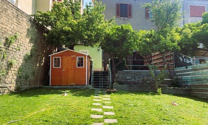 Tarquinia House | Detached vacation home with garden 500m from the historic center