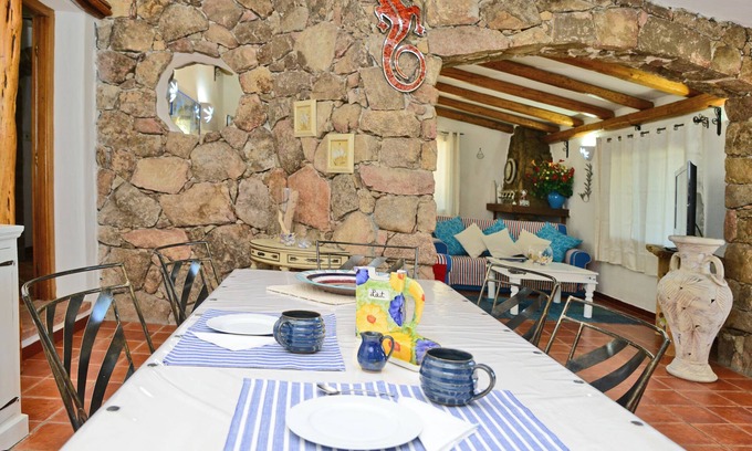 Arzachena Villa | Detached villa in local stone with private pool.