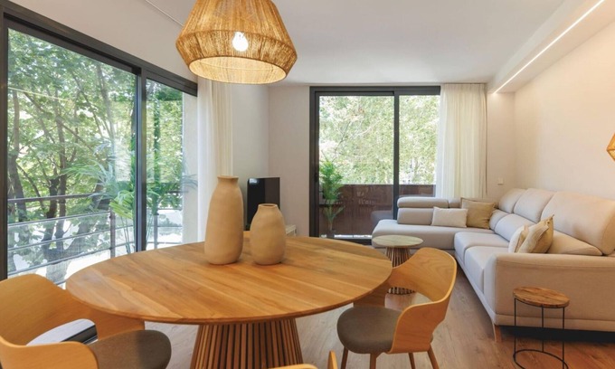 Eixample Apartment | Devesa - Holiday Apartment Rental in Girona | Bravissimo