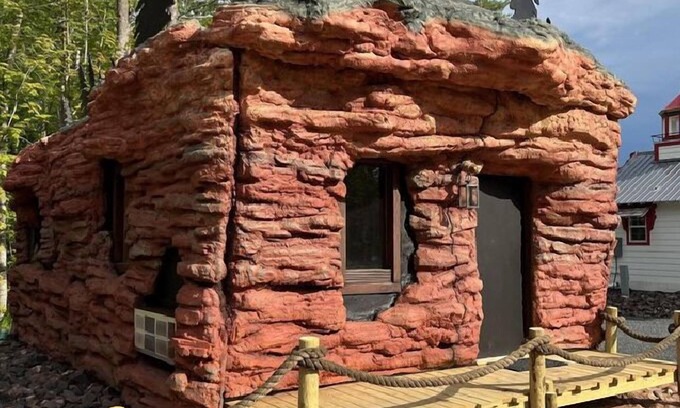 Bayfield Apartment | Devils Island Sea Cave Deluxe #6 on map