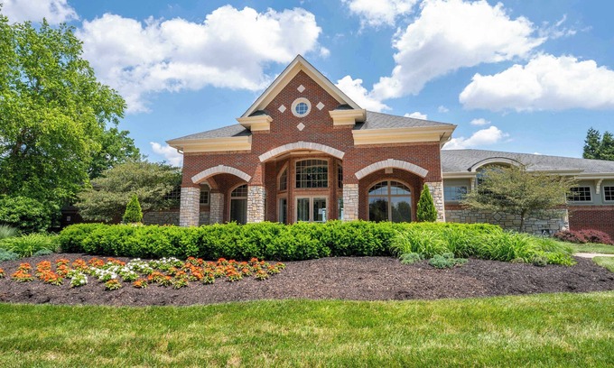 Park Hills Condo | Devou Park Cottage 1