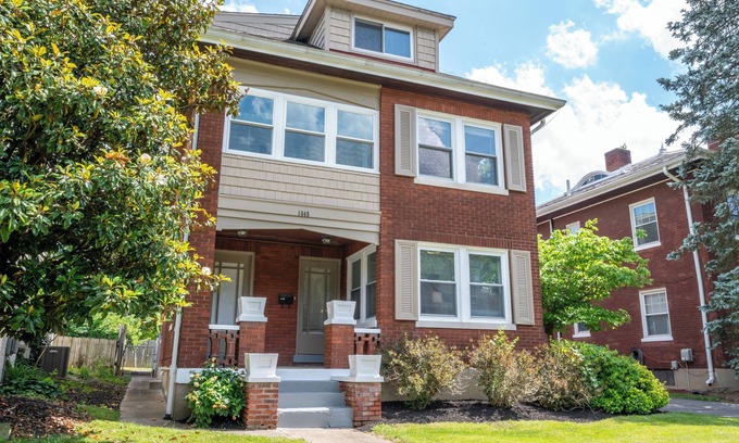 Park Hills House | Devou Park Cottage Suites – Walk to Devou Park!