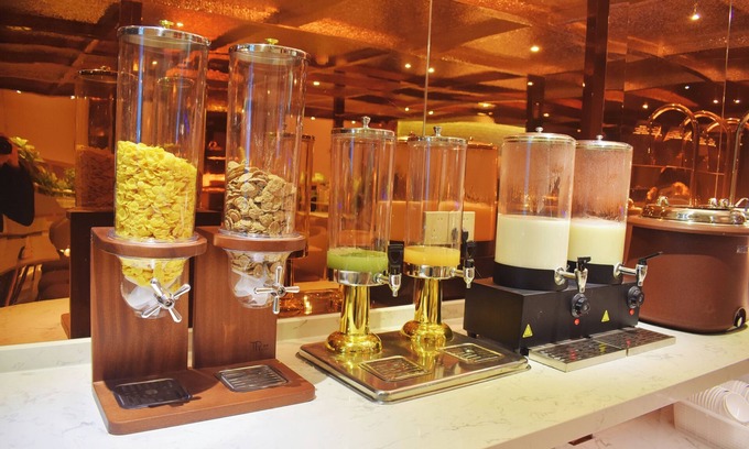 Middle Chaoyang Hotel | Dexin Xinyue Hotel