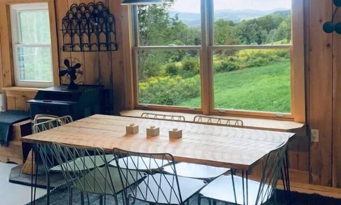 South Kortright House | Dezi's Retreat and Waterfall