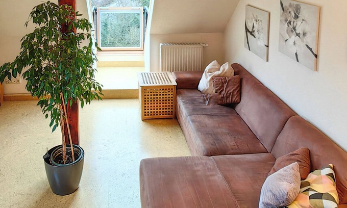 Bischleben Apartment | DG apartment with garden view | allergy-friendly